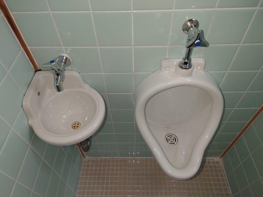 トイレの水漏れ補修